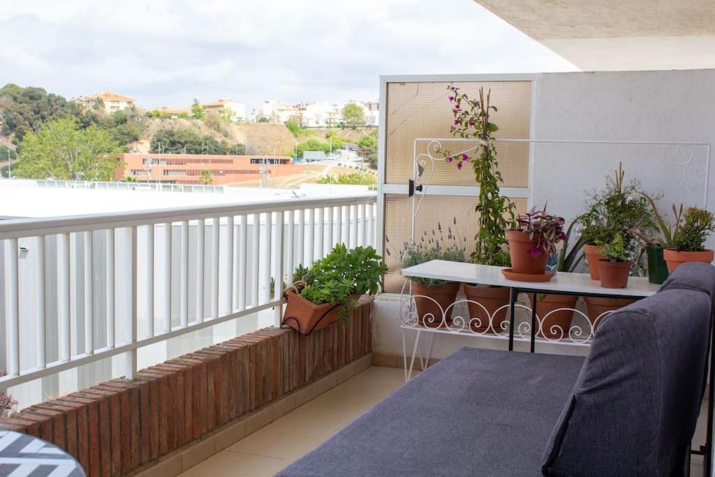 Alegre Apto Con Piscina, A 300M De La Playa. Blanes Bagian luar foto